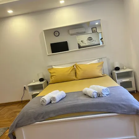 Tesla View * Βελιγράδι